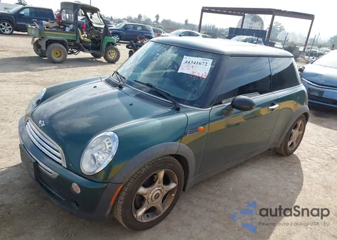 2005 Mini Cooper from USA, damaged, VIN WMWRC33595TJ71694